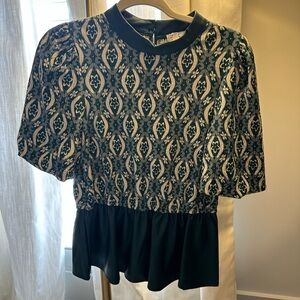 Elegant Patterned Women's Top